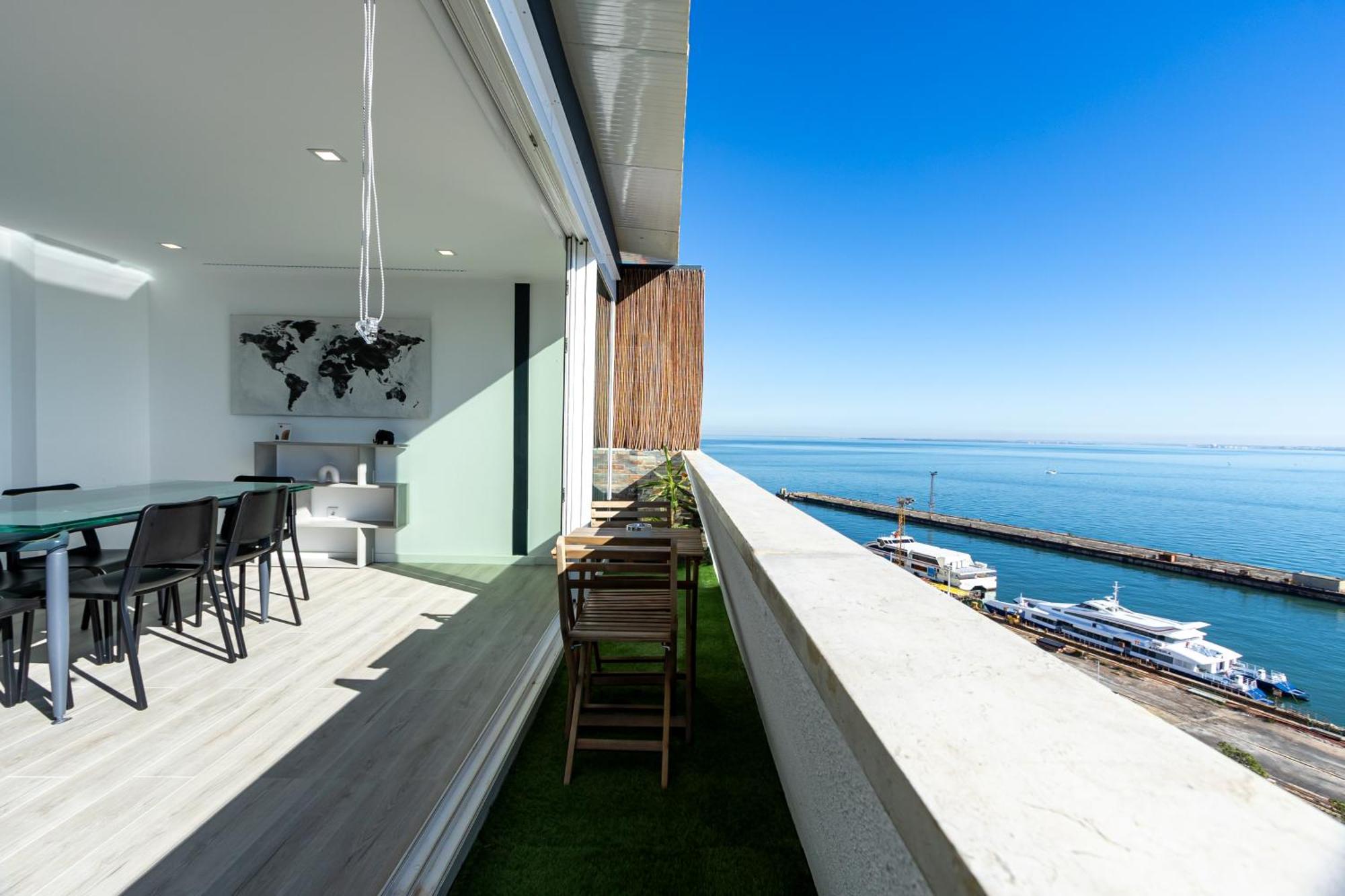 Cacilhas Riverview! Almada Exterior photo